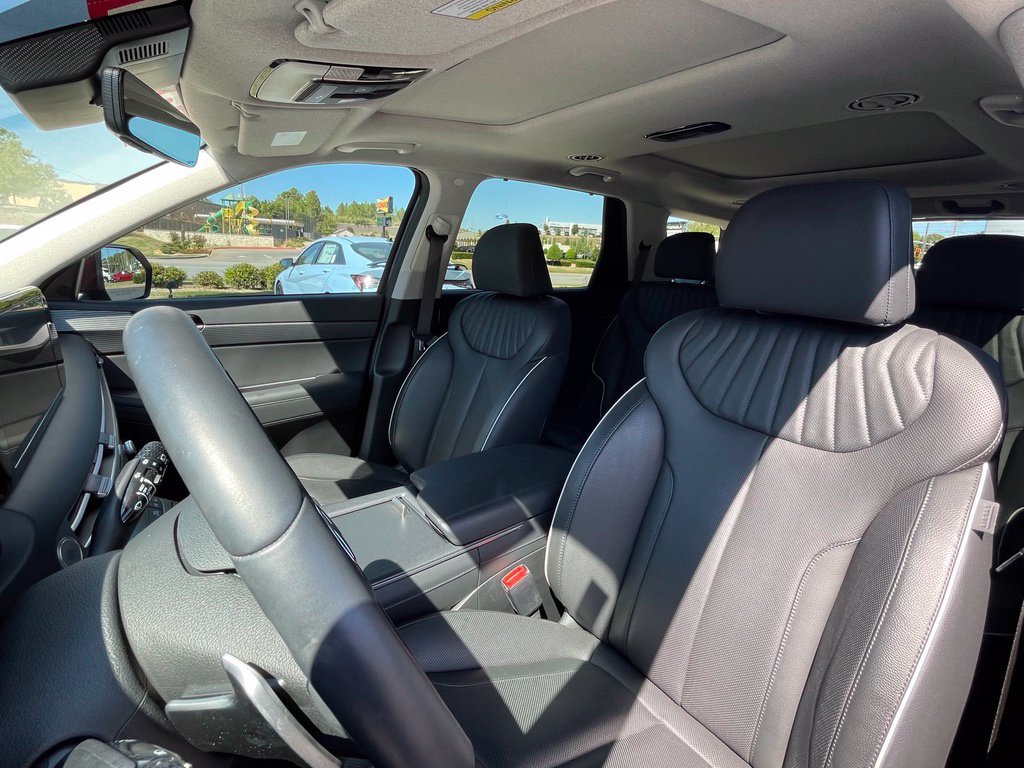Certified 2024 Hyundai Palisade Limited FWD image 21