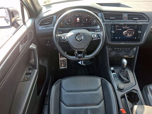 Used 2021 Volkswagen Tiguan SEL Premium R-Line AWD/4WD image 11