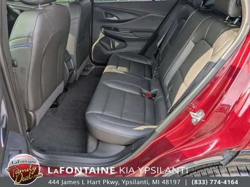 Used 2024 Buick Envista Sport Touring w/ Convenience I Package FWD image 25