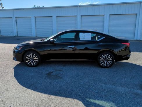 Certified 2024 Nissan Altima 2.5 SV image 8