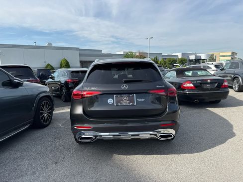 New 2026 Mercedes-Benz GLC 300 4MATIC image 3