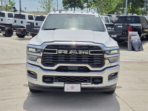 New 2026 RAM 3500 Tradesman AWD/4WD image 9