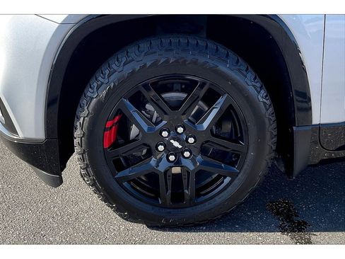Used 2018 Chevrolet Traverse Premier w/ Redline Edition image 8