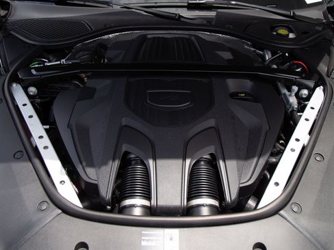 New 2026 Porsche Panamera RWD image 27