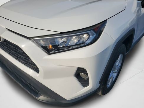 Used 2019 Toyota RAV4 XLE w/ Convenience Package FWD image 26