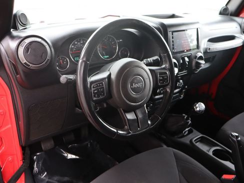 Used 2013 Jeep Wrangler Unlimited Sport AWD/4WD image 14