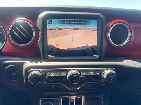 Certified 2023 Jeep Gladiator Rubicon w/ Trailer Tow Package AWD/4WD image 21