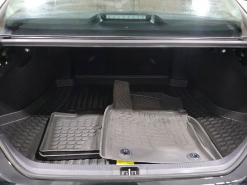 Used 2025 Toyota Camry LE w/ Convenience Package FWD image 5