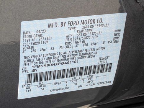 Used 2023 Ford Explorer XLT w/ Equipment Group 202A AWD/4WD image 33