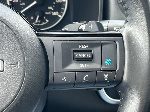 Used 2023 Nissan Rogue SV w/ SV Premium B Package AWD/4WD image 22