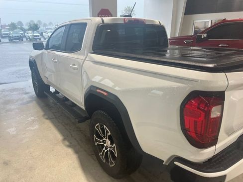Used 2025 GMC Canyon AT4 AWD/4WD image 3