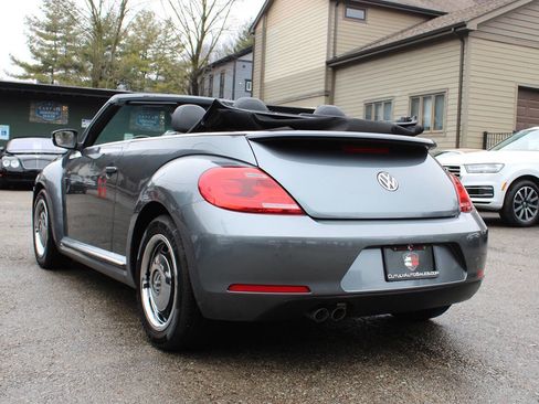 Used 2014 Volkswagen Beetle 1.8T image 6