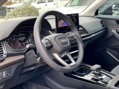 Used 2025 Audi Q5 2.0T Premium image 15