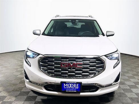 Used 2020 GMC Terrain Denali w/ Denali Premium Package image 3