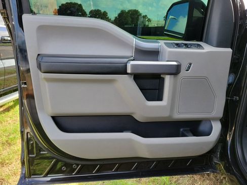 Used 2019 Ford F150 XLT w/ Equipment Group 302A Luxury RWD image 16