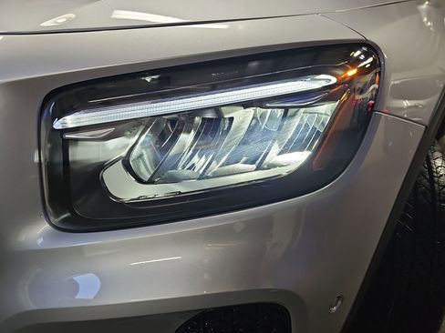 New 2026 Mercedes-Benz GLB 250 GLB 250 image 33