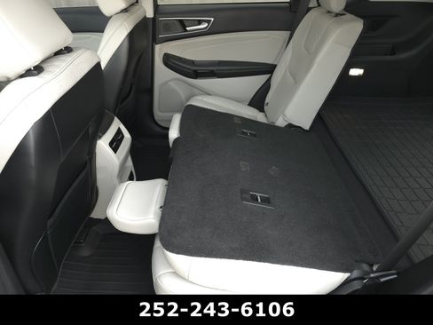 Used 2024 Ford Edge Titanium AWD/4WD image 28