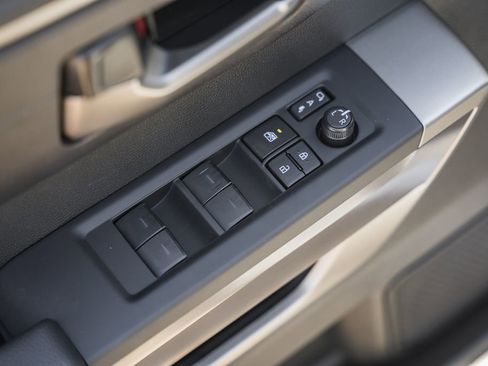 New 2026 Toyota Tundra SR5 AWD/4WD image 39