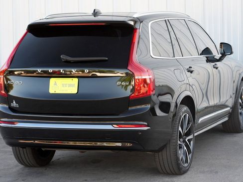 Used 2023 Volvo XC90 B6 Plus image 51