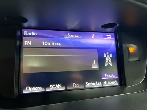 Used 2017 Lexus ES 350 w/ Luxury Package FWD image 14