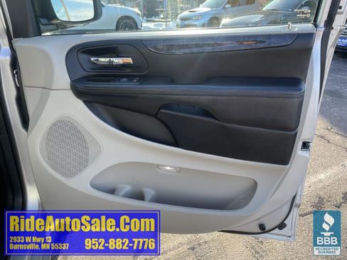 Used 2011 Dodge Grand Caravan Mainstreet w/ PWR Convenience Group image 15