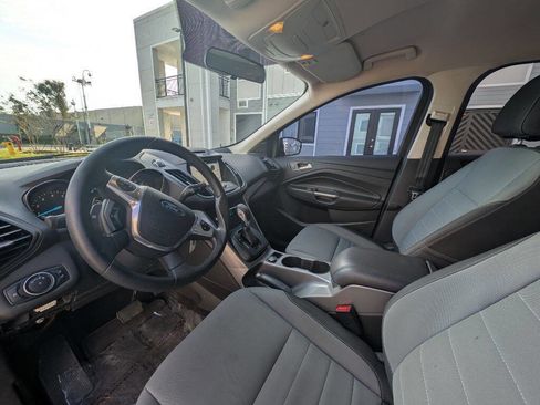 Used 2016 Ford Escape SE w/ Equipment Group 201A image 16