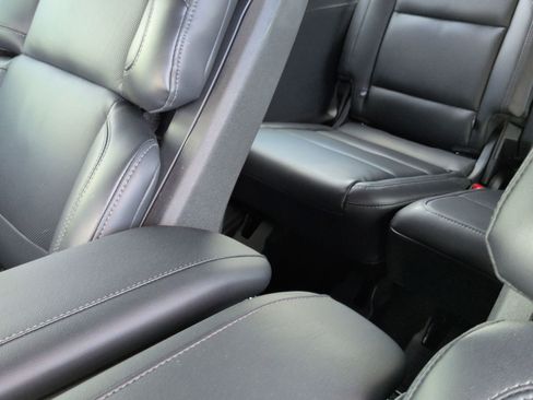 Used 2025 Lincoln Navigator L Reserve w/ Jet Appearance Package image 31