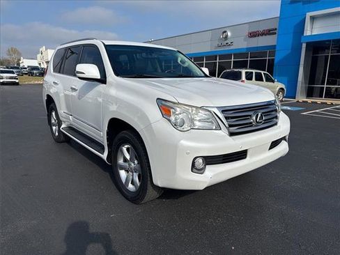 Used 2013 Lexus GX 460 image 2