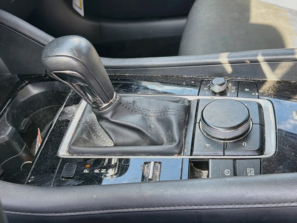 Used 2025 MAZDA MAZDA3 s FWD image 19