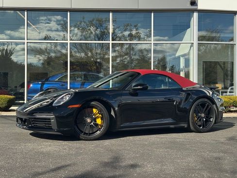 Used 2021 Porsche 911 Turbo S image 2