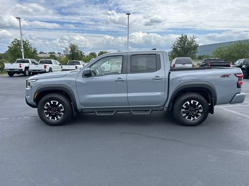 Used 2024 Nissan Frontier PRO-4X AWD/4WD image 4