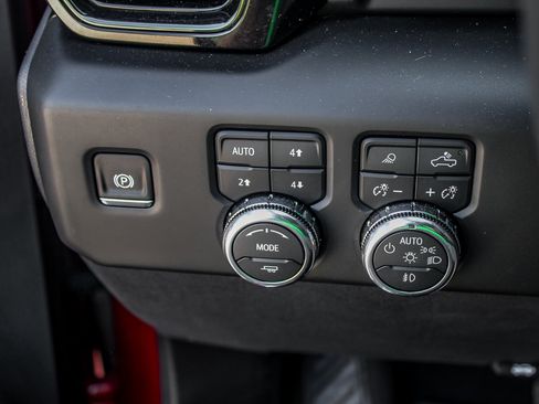 Used 2026 GMC Sierra 1500 AT4 w/ AT4 Premium Package AWD/4WD image 39