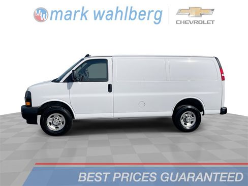 Used 2024 Chevrolet Express 2500 Work Van image 1