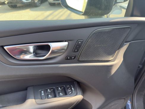 Certified 2023 Volvo XC60 B6 Ultimate image 17