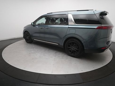 Certified 2024 Kia Carnival SX image 12