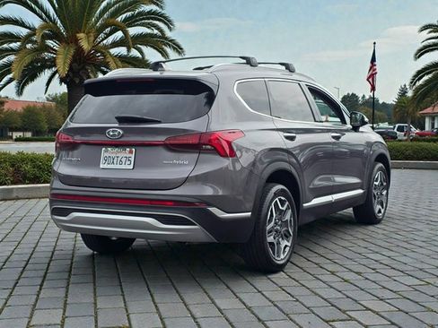 Certified 2022 Hyundai Santa Fe SEL Premium image 5