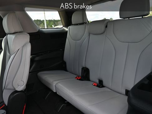 Used 2024 Hyundai Palisade SEL image 27