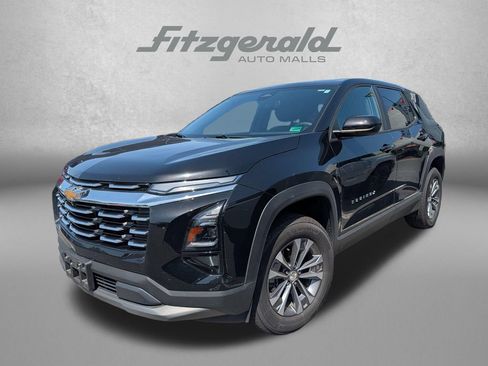 Used 2026 Chevrolet Equinox LT AWD/4WD image 3