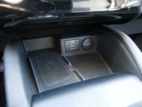 Certified 2024 Ford Escape Platinum image 24