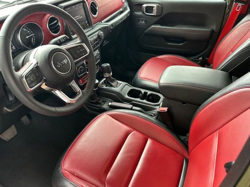 Used 2023 Jeep Wrangler Unlimited Rubicon 4xe image 9