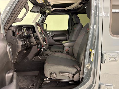 Used 2024 Jeep Wrangler Unlimited Rubicon w/ Safety Group AWD/4WD image 5
