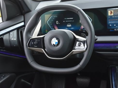 Used 2025 BMW X3 xDrive30i image 21