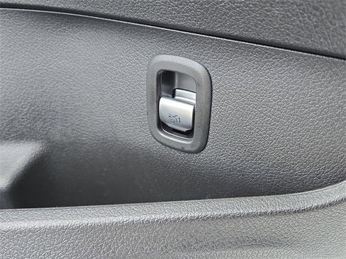 Certified 2025 Mercedes-Benz C 300 C 300 image 21
