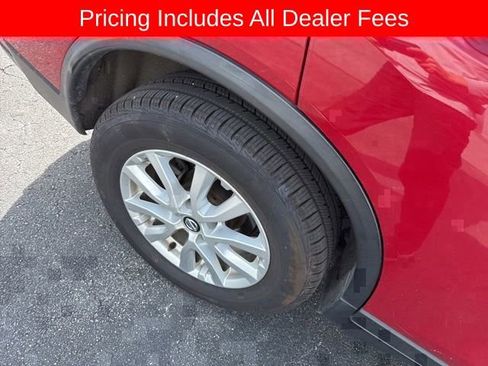 Used 2017 Nissan Rogue SV w/ SV Premium Package AWD/4WD image 11