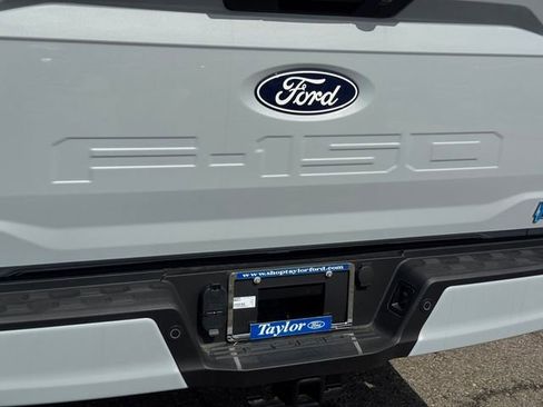 New 2025 Ford F150 Lightning XLT image 8