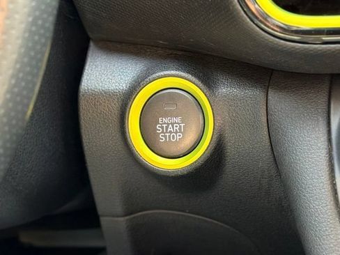Used 2019 Hyundai Kona Ultimate FWD image 13