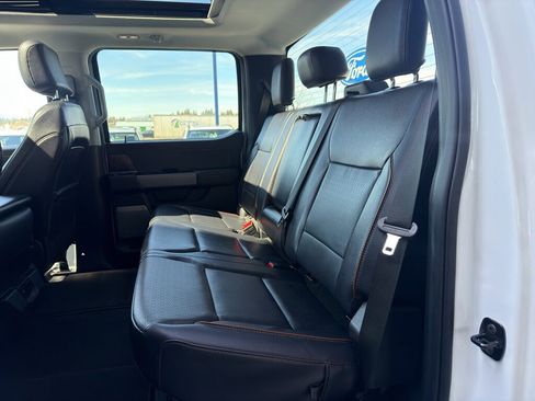 Used 2025 Ford F350 Lariat w/ Camper Package image 40