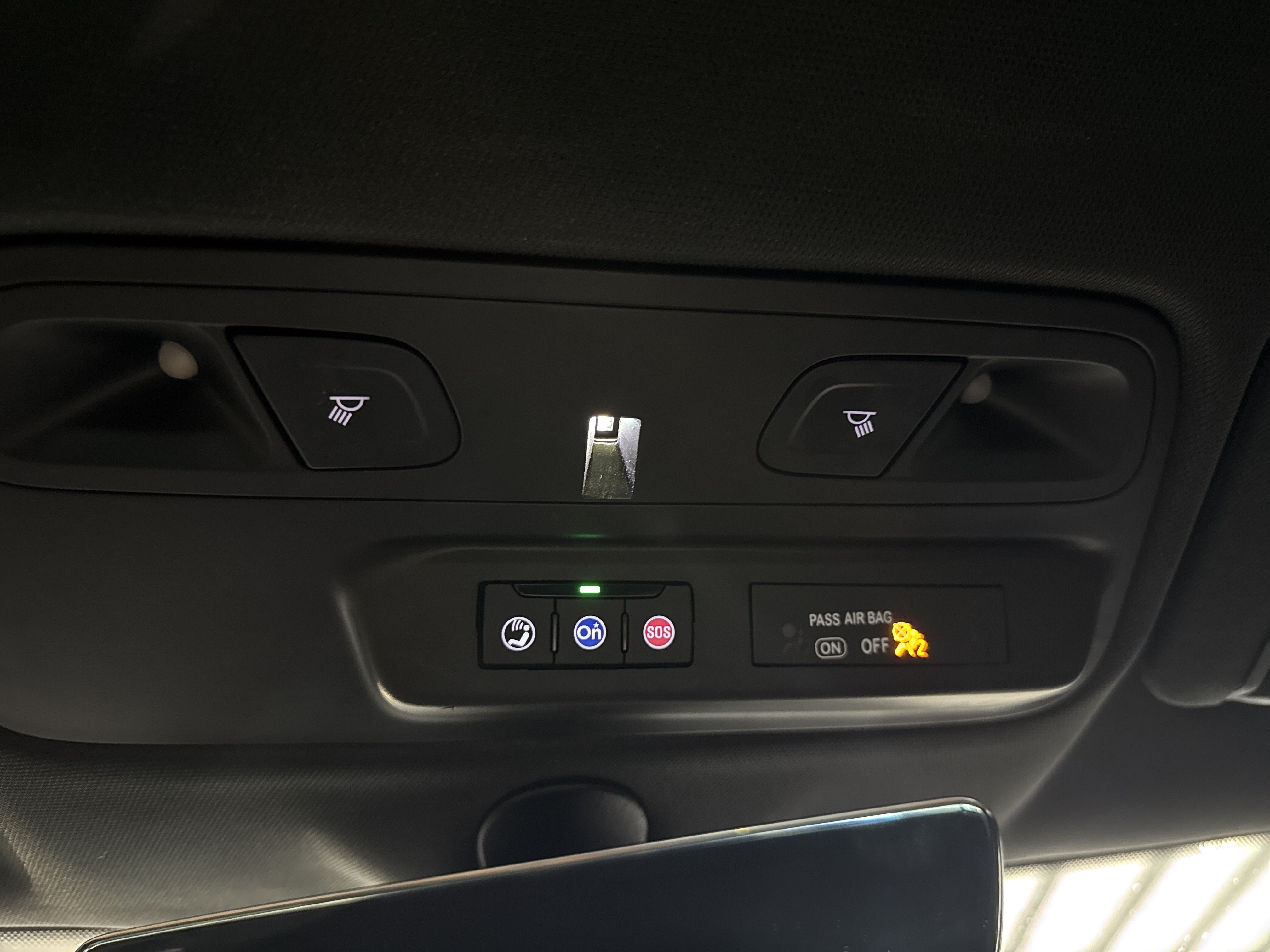 Used 2022 Chevrolet Camaro SS RWD image 11
