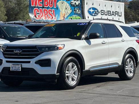 Used 2022 Ford Explorer XLT image 8