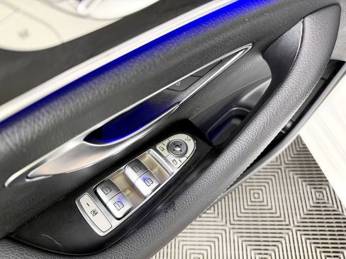 Used 2020 Mercedes-Benz E 350 Sedan image 32